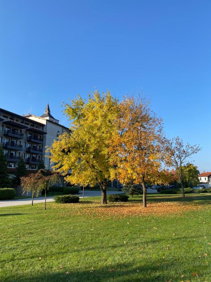 K'S Place Apartment Pravets Golf Resort Экстерьер фото