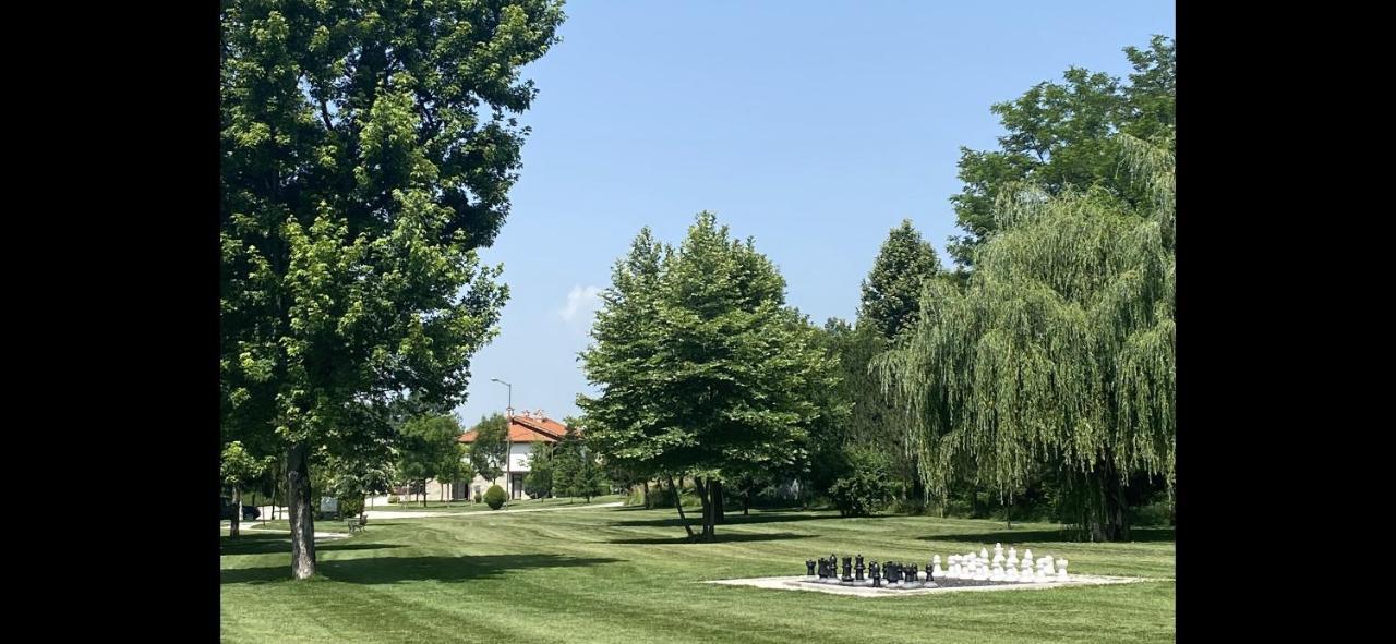 K'S Place Apartment Pravets Golf Resort Экстерьер фото